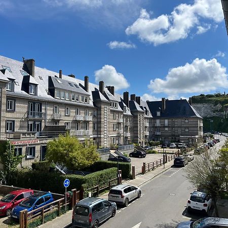 Appartement Meuble En Plein Coeur De St Valery En Caux Saint-Valery-en-Caux Esterno foto